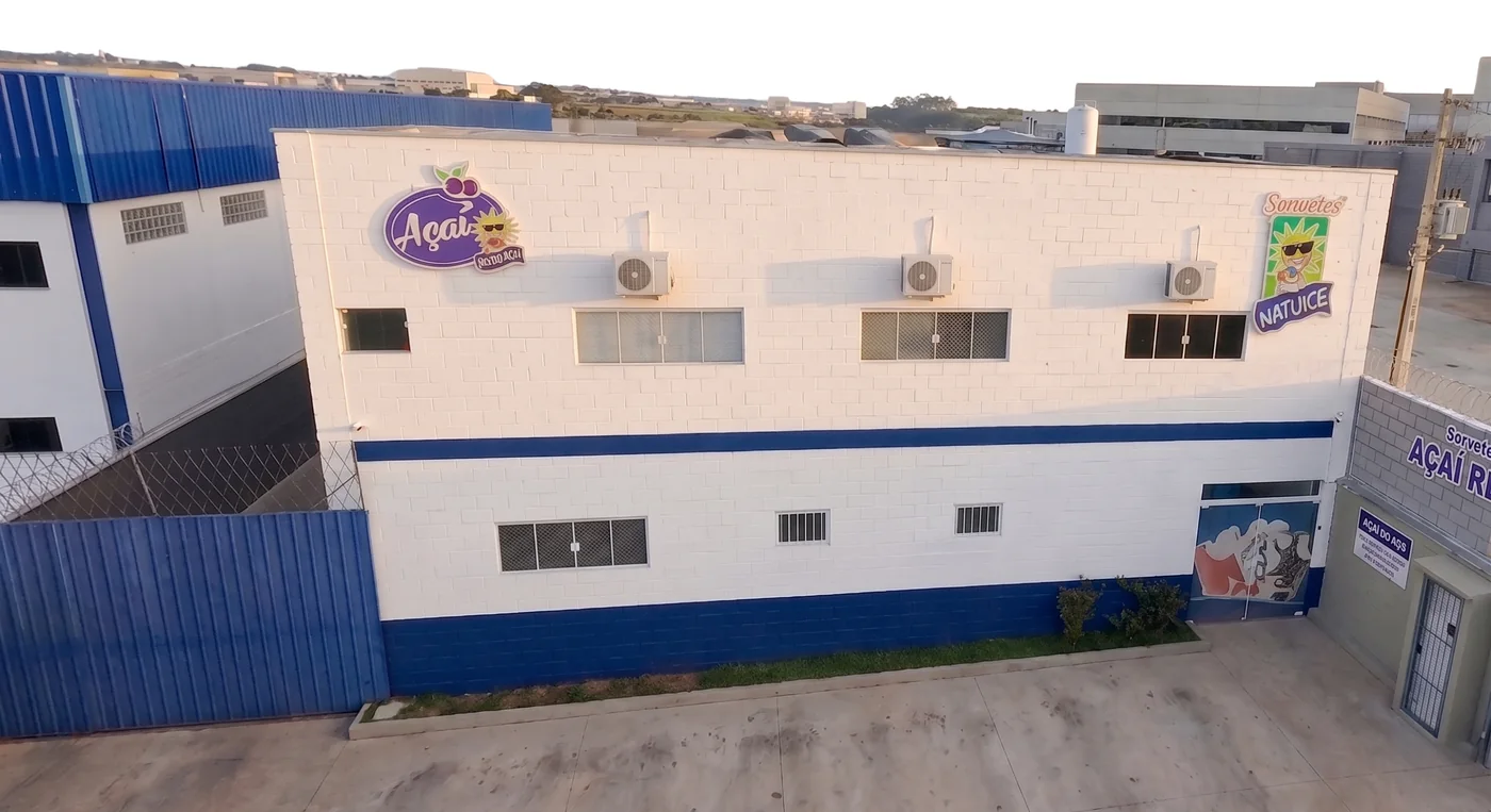 Fachada do galpão da DG Distribuidora no Parque Industrial Prestes, Sorocaba